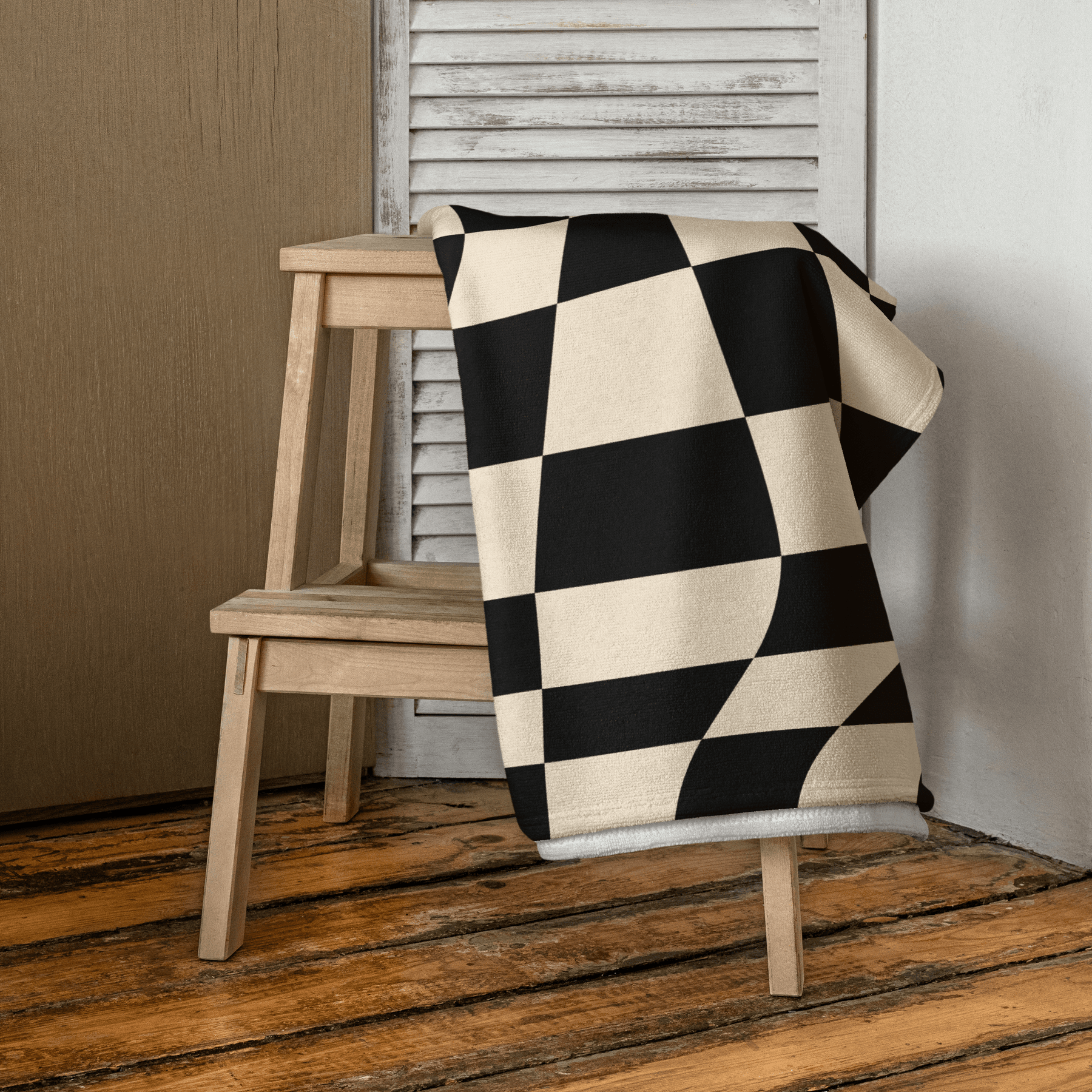 Retro Checkered Towel - Goth Cloth Co.9172672_8874