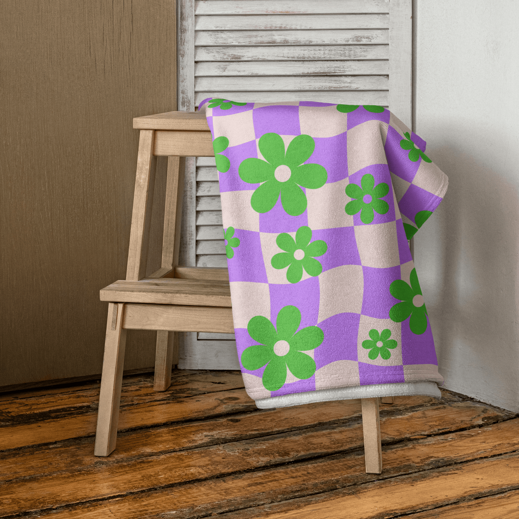 Retro Flowers Checkered Beach Towel - Goth Cloth Co.7554502_8874