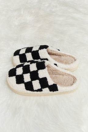 Melody Checkered Print Plush Slide Slippers - Goth Cloth Co.101300901845052