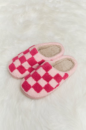 Melody Checkered Print Plush Slide Slippers - Goth Cloth Co.101300901849102